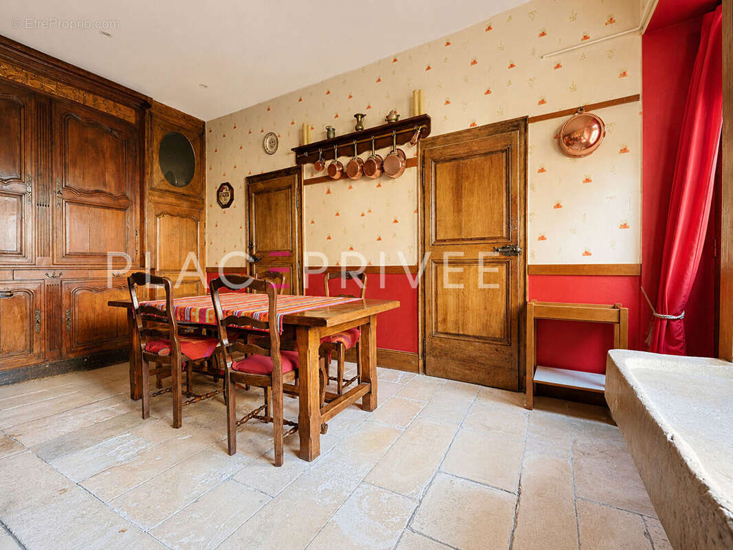 Maison avec jardin et dépendances - photo 7