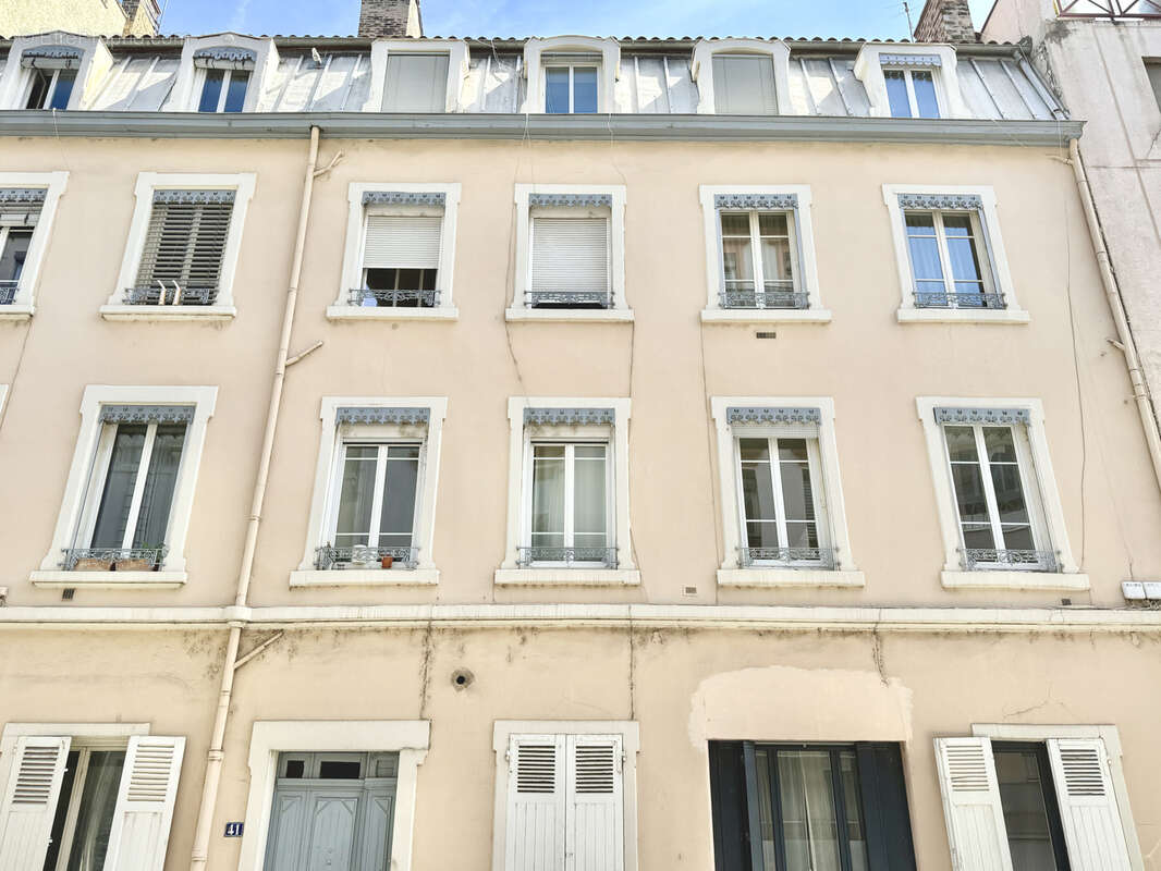 Appartement à LYON-6E