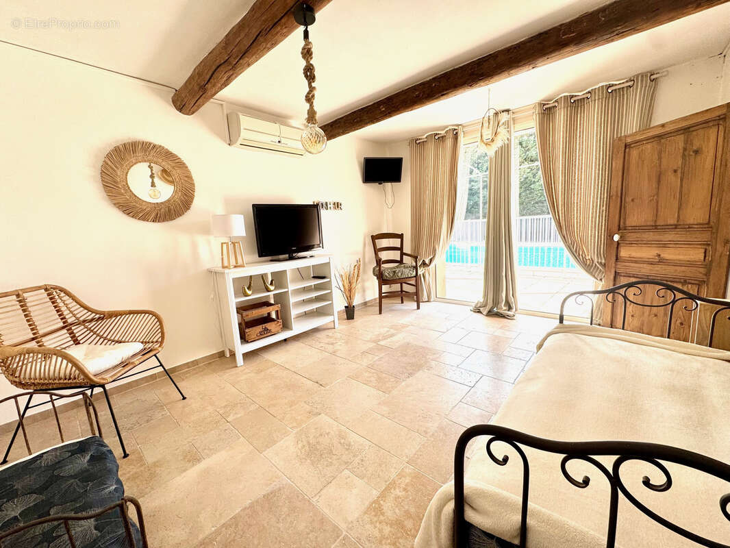 Proche vaison - charmante maison avec piscine - photo 11
