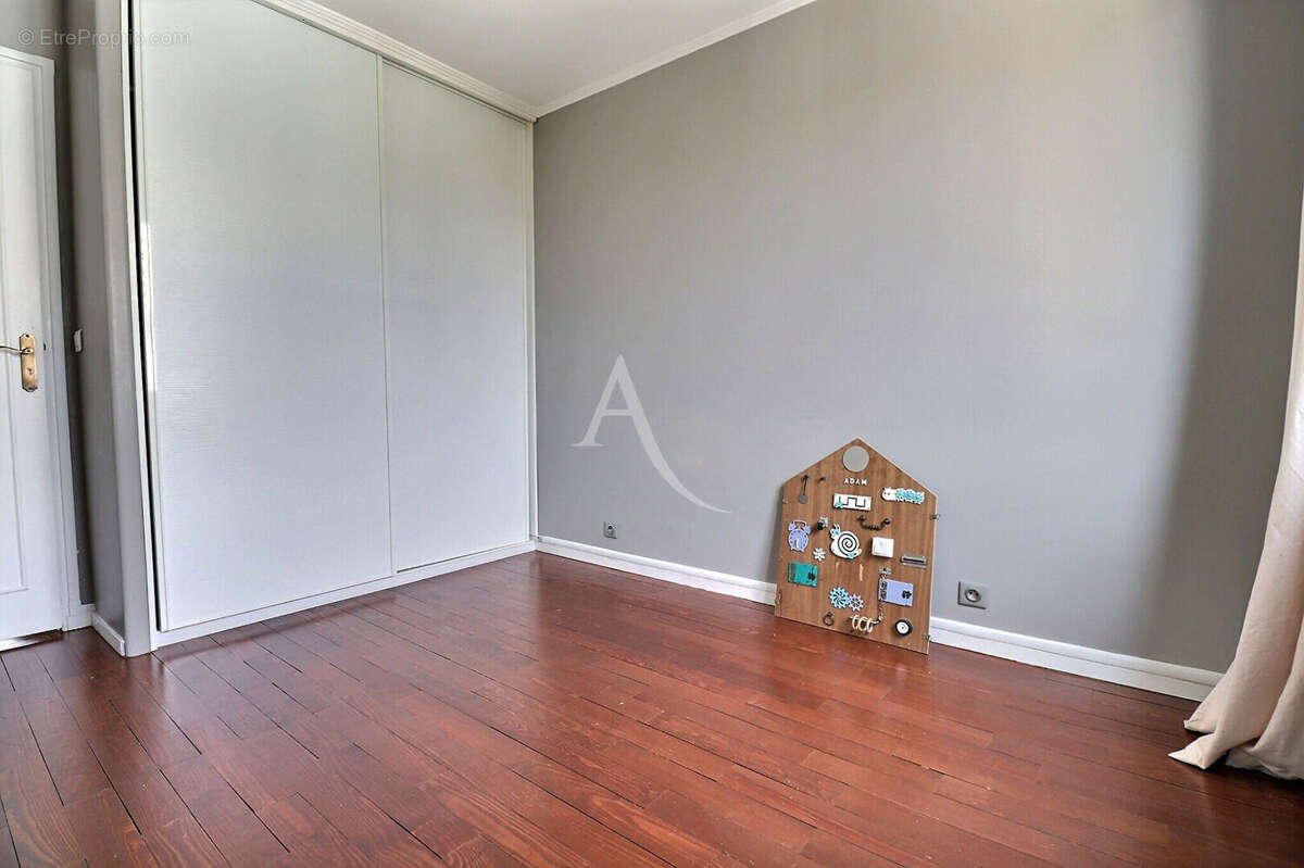 Appartement à MAISONS-LAFFITTE