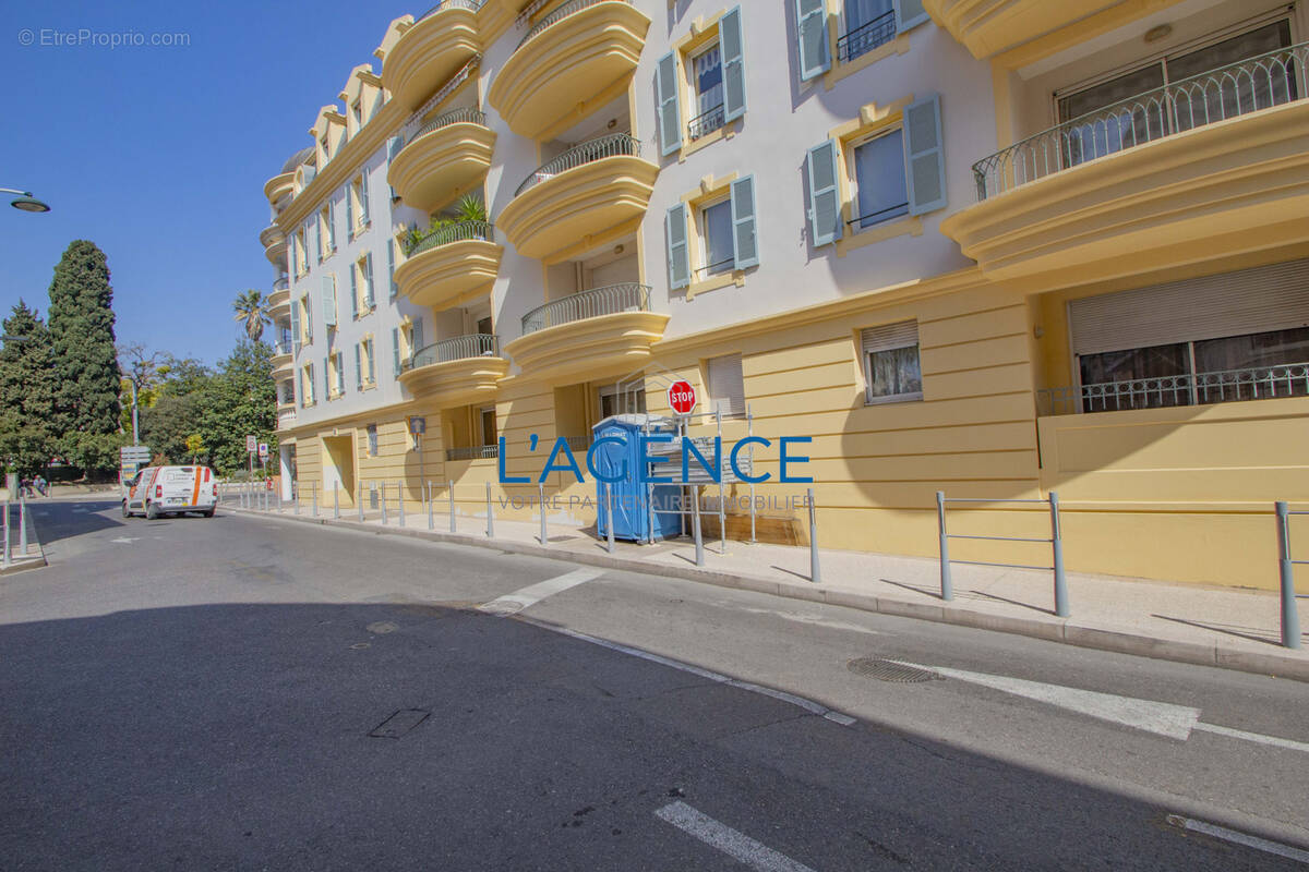 Appartement à HYERES