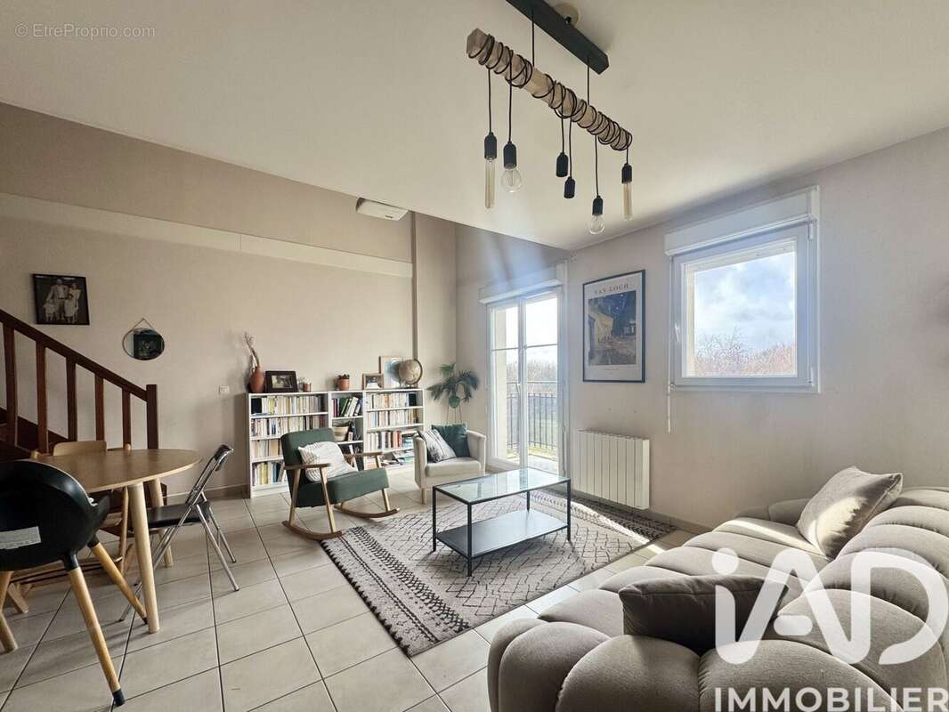 Photo 3 - Appartement à MOISSY-CRAMAYEL