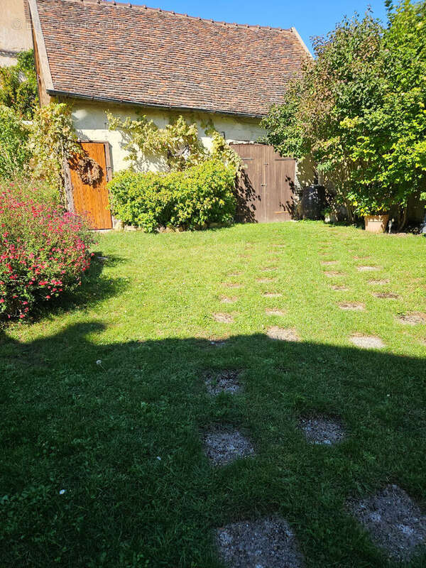 Maison à RIGNY-LE-FERRON
