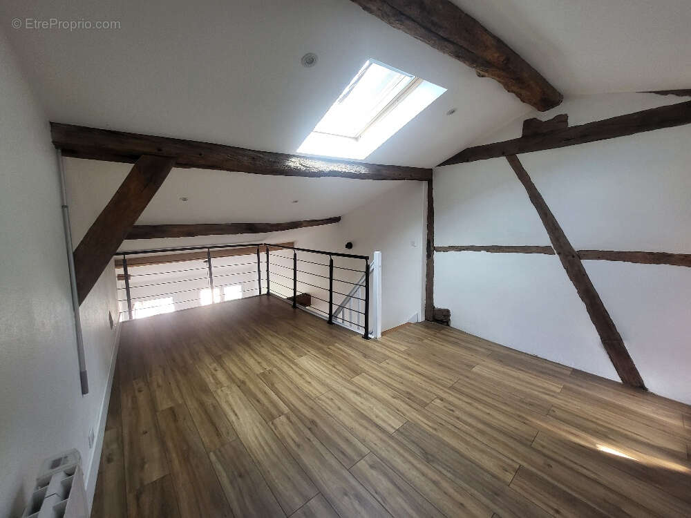 Appartement à CHATILLON-SUR-CHALARONNE