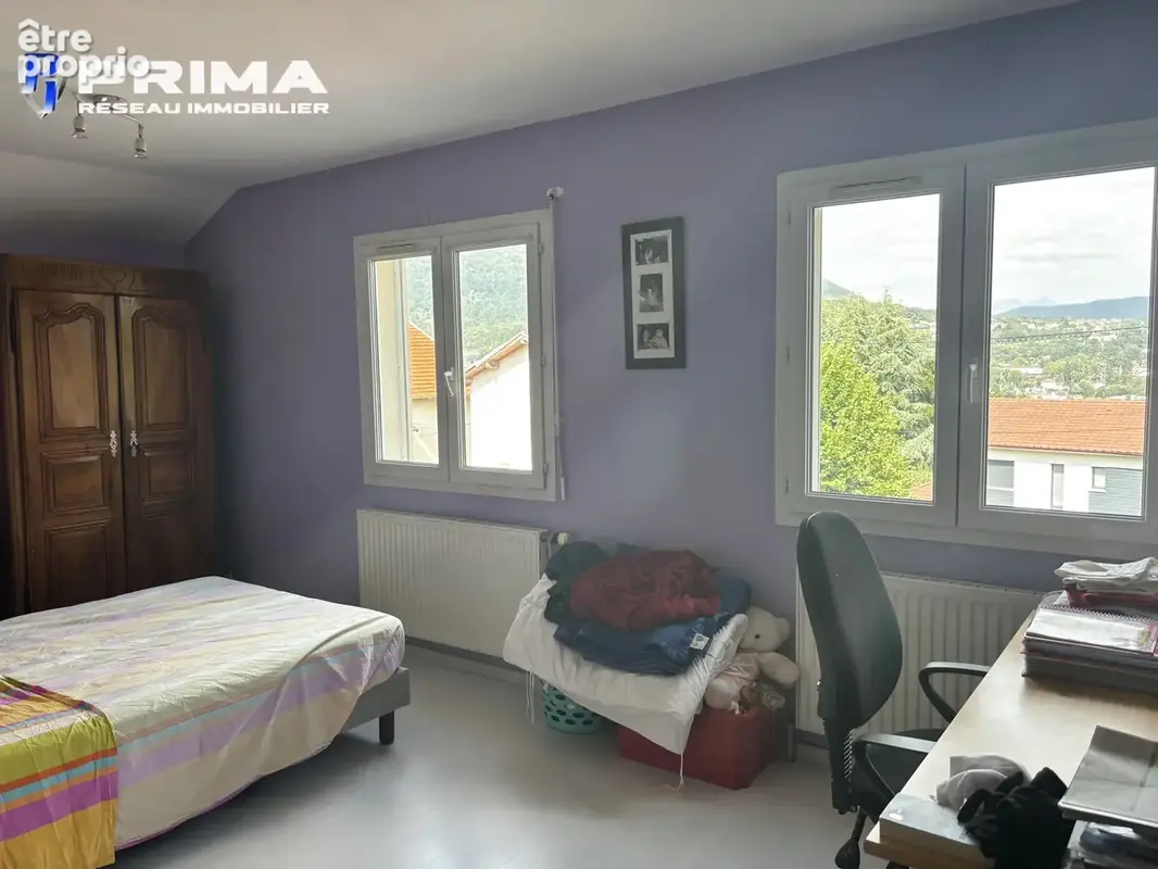 Voiron, adresse prisée et convoitée, opportunité rare ! - photo 7