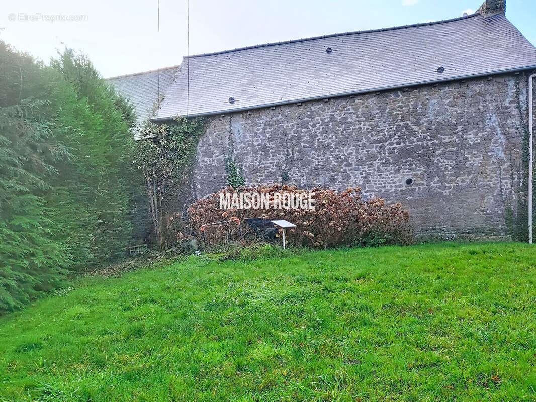 Maison à SAINT-PIERRE-DE-PLESGUEN