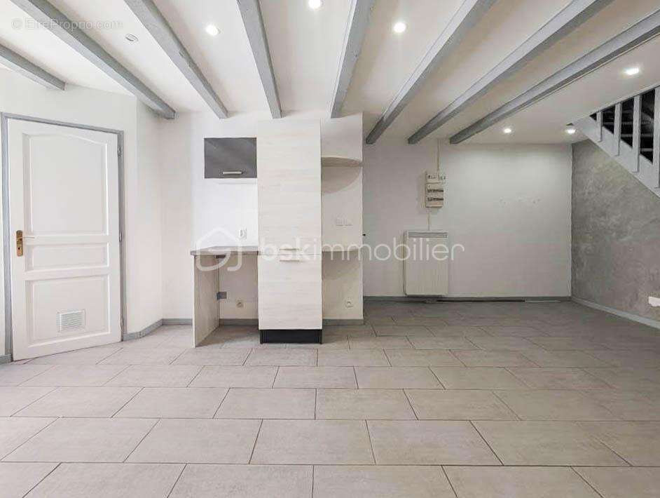 Maison à PIERRELATTE