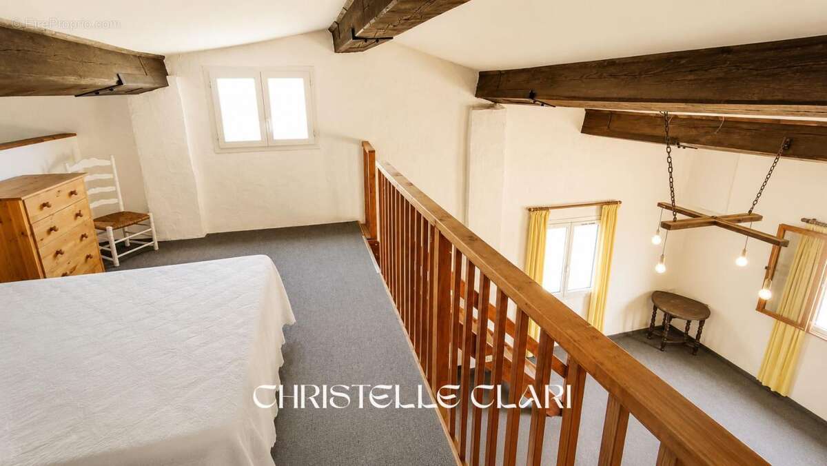 Domaine 374 m² sur terrain de 3,59 ha - photo 17