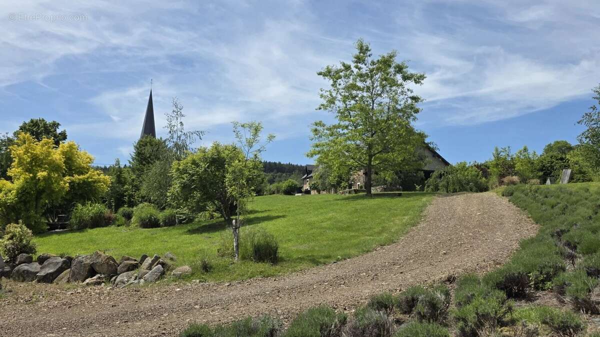 Maison à SAULIEU