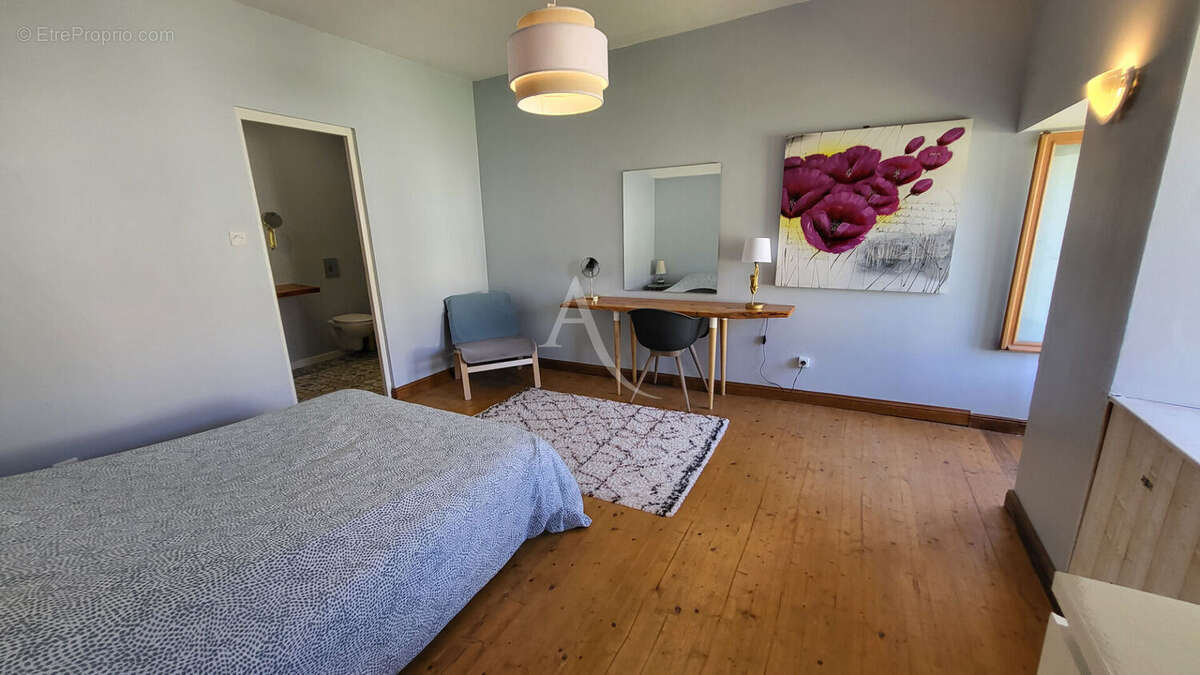 Maison Mortagne Sur Gironde 4 pièce(s) 135 m² - photo 9