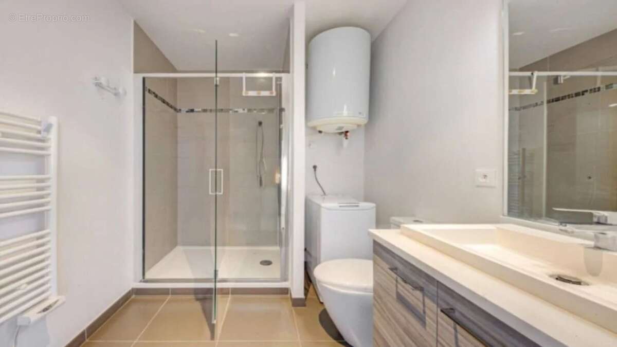 Appartement à PARIS-20E