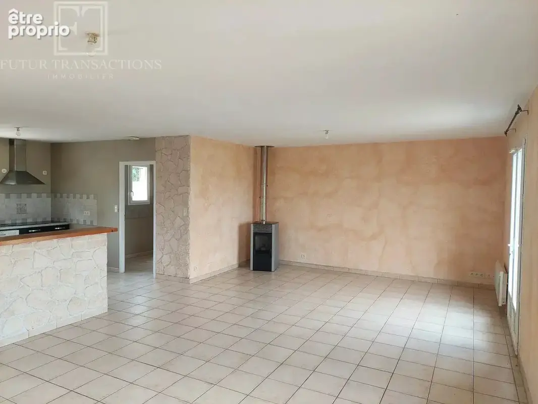Plain pied sur 2350 m² - photo 4
