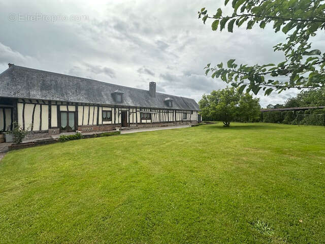 Maison à NEUFCHATEL-EN-BRAY