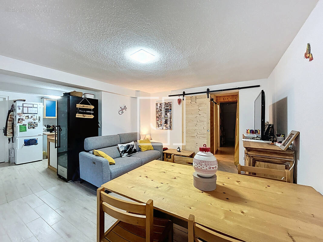 Appartement à SAINT-PONS