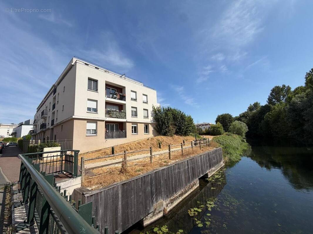 Photo 1 - Appartement à CORBEIL-ESSONNES