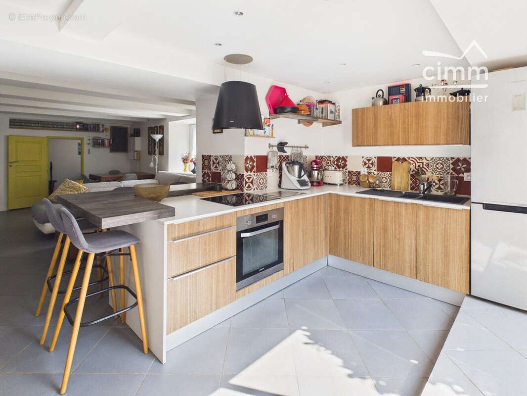 Maison 119 m² à Rovon  - photo 6