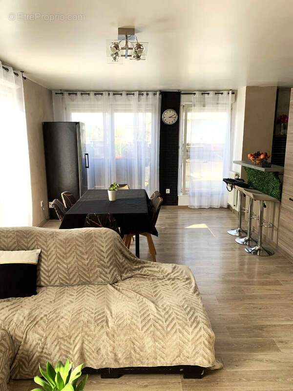 Appartement à ERAGNY