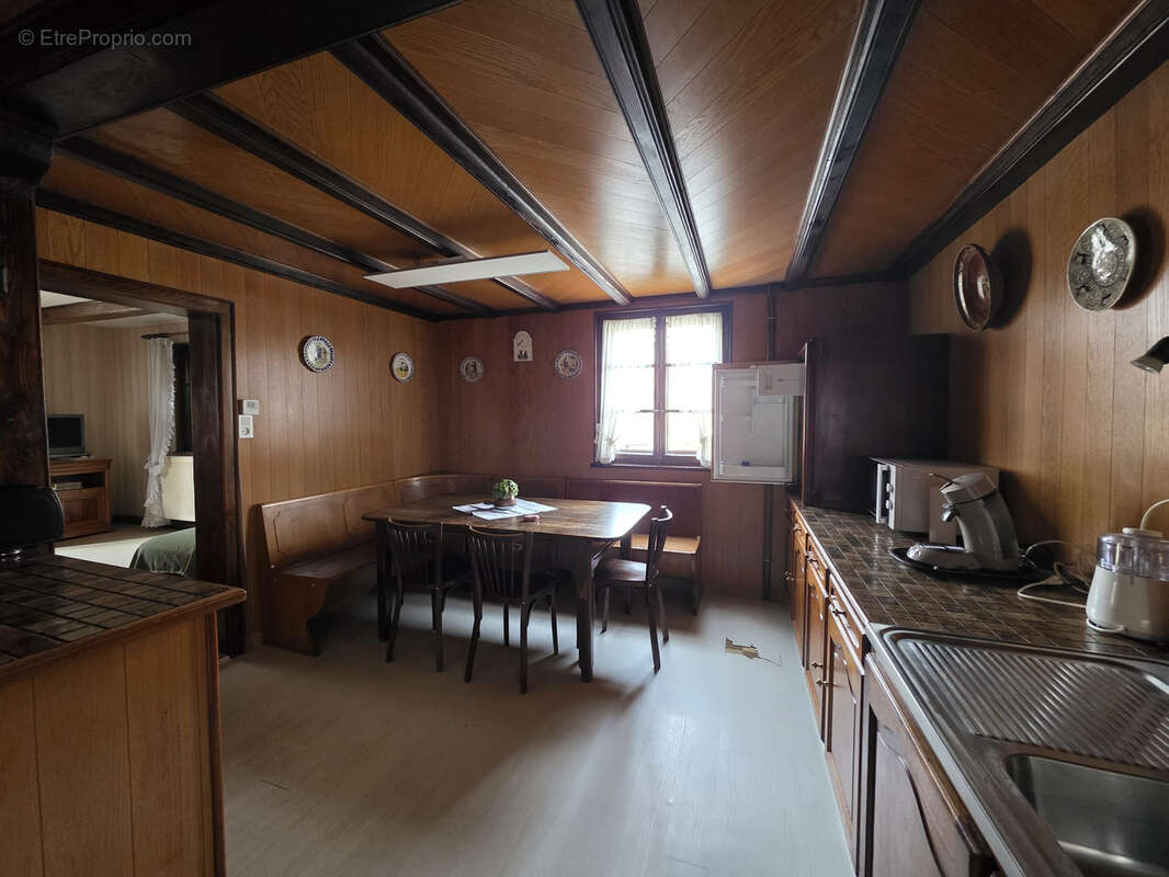 Maison à WOLFERSDORF