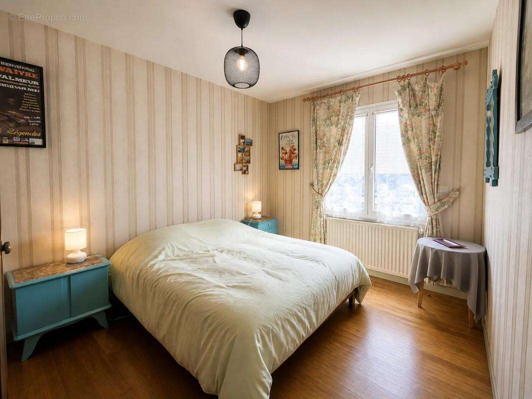Maison de 8 pièces de 141 m² à La Chapelle-Saint-Laurent - photo 10