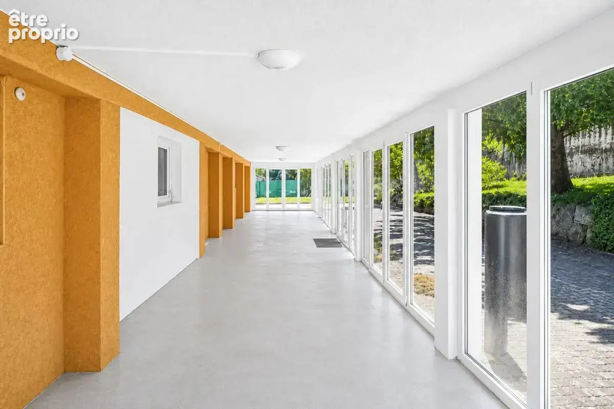Maison familiale avec jardin, garage, piscine et atelier - photo 17