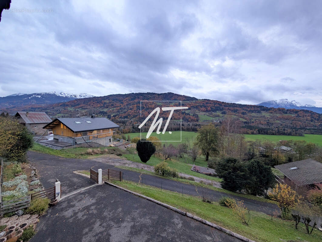 Maison à TANINGES