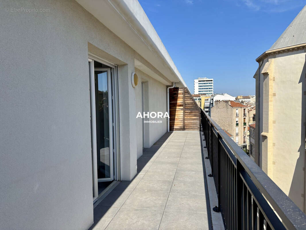 Appartement 38 m² à Marseille-5e  - photo 4