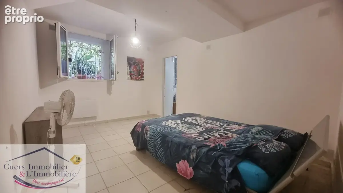 Hyeres, coeur de ville appartement t3 d'environ 67m2 - photo 5