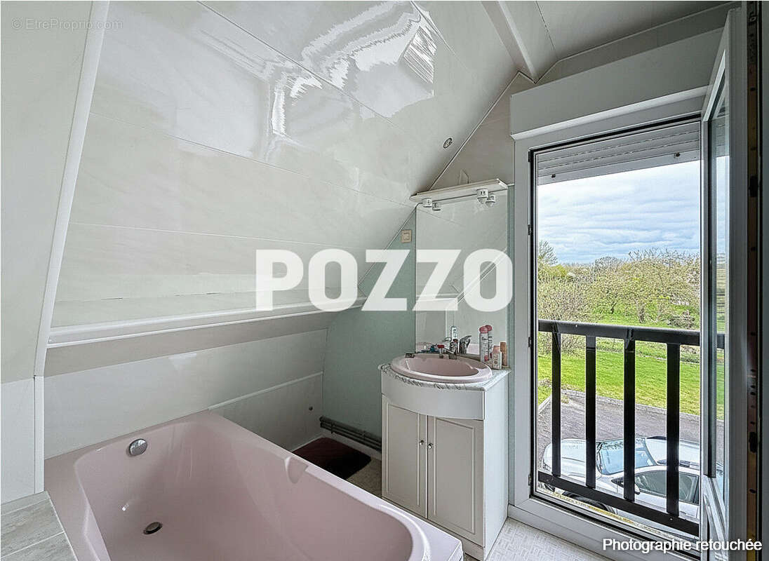 Maison à LONGUEVILLE