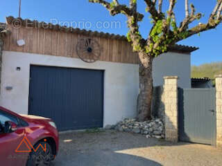 Maison à MILHARS