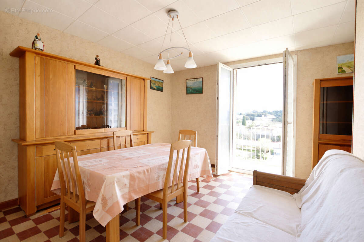 Appartement à MARSEILLE-12E