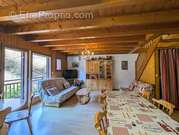 Appartement à MORILLON