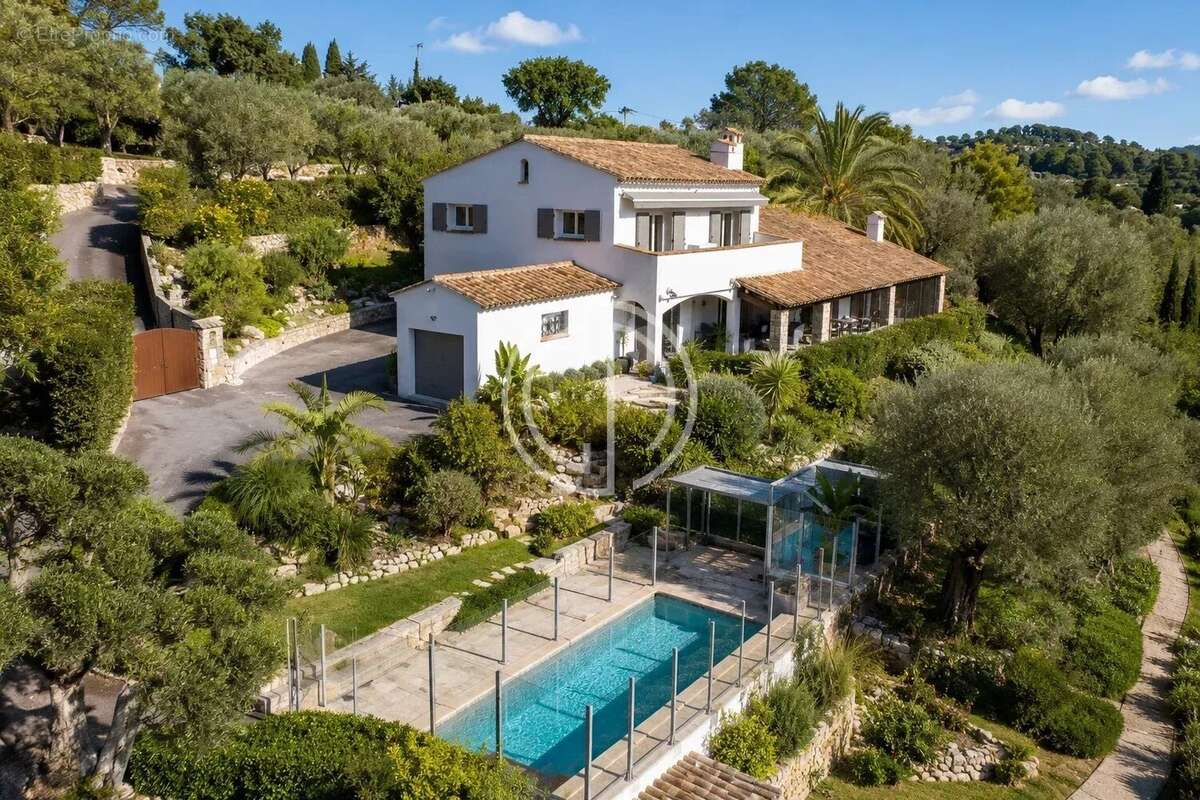 Mougins - belle villa - vue mer - photo 8