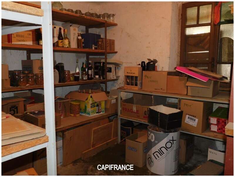 Commerce à LE CHAFFAUT-SAINT-JURSON