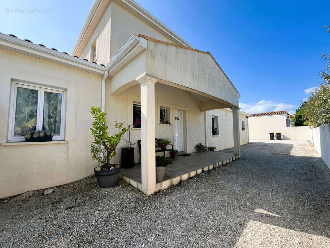 Maison à MESCHERS-SUR-GIRONDE