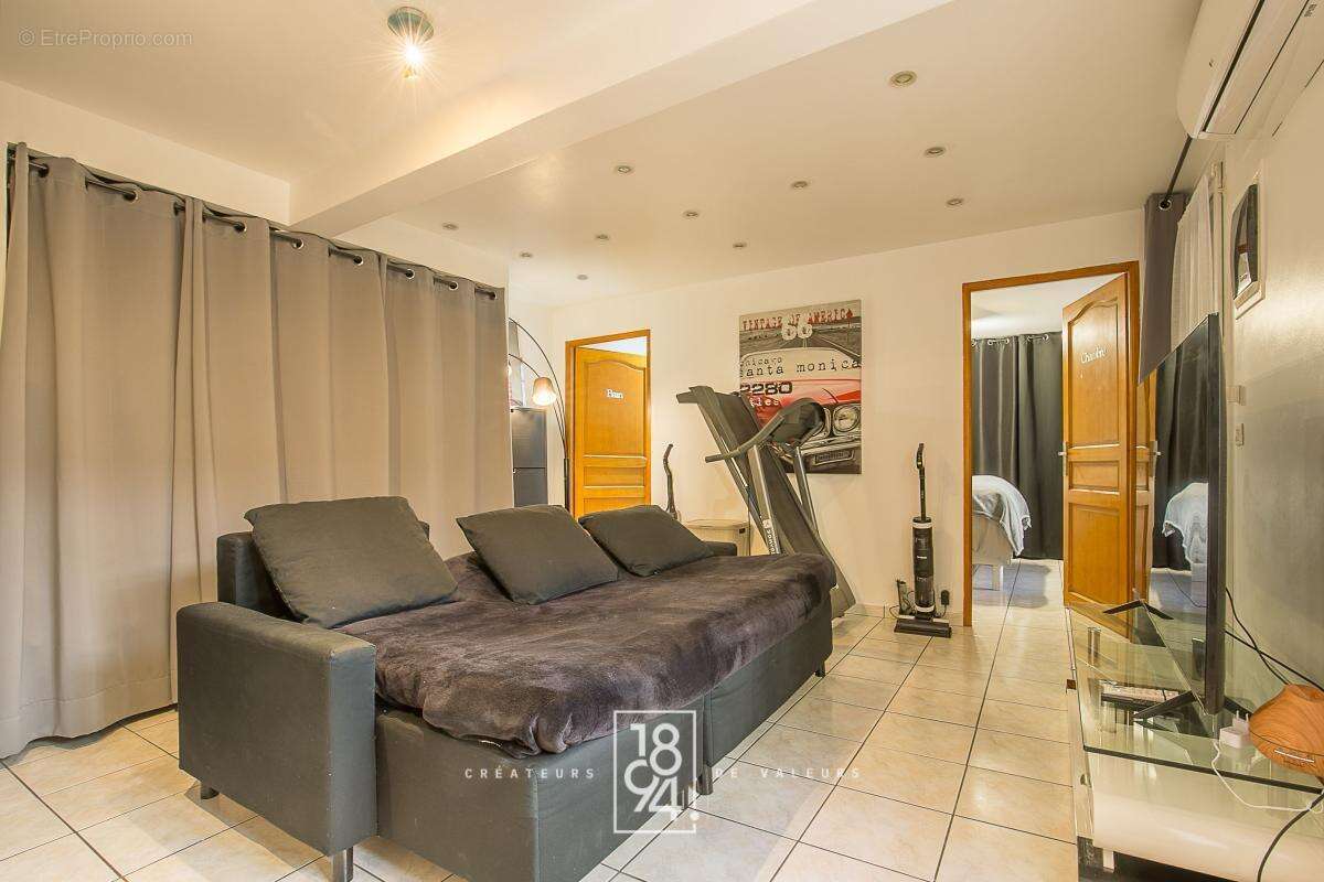 Appartement à MARSEILLE-16E