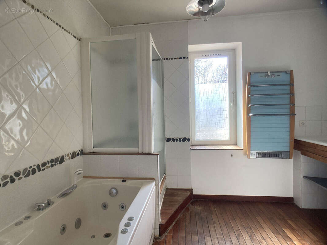 Appartement à SAINT-CYR-SUR-MER