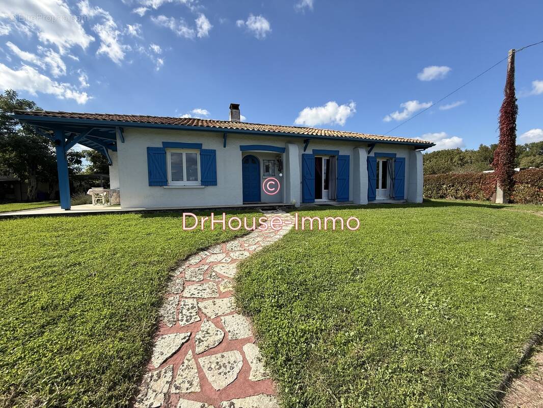 Maison à SAINT-SAUVEUR