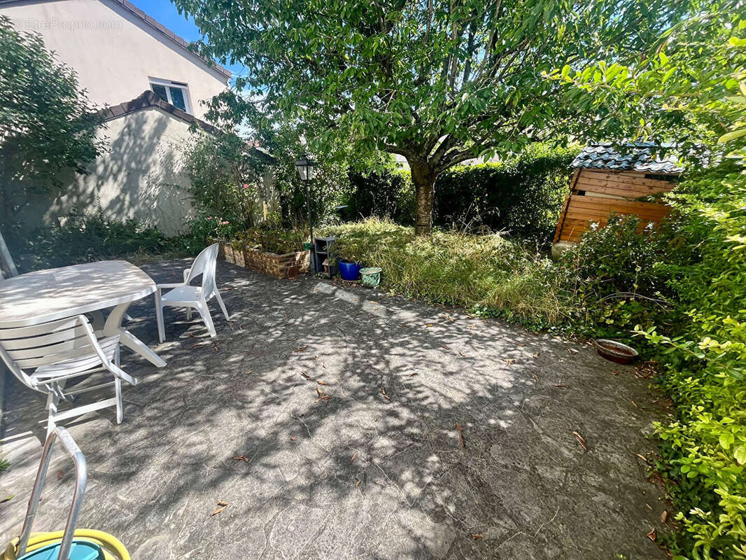 Maison à VILLEPREUX