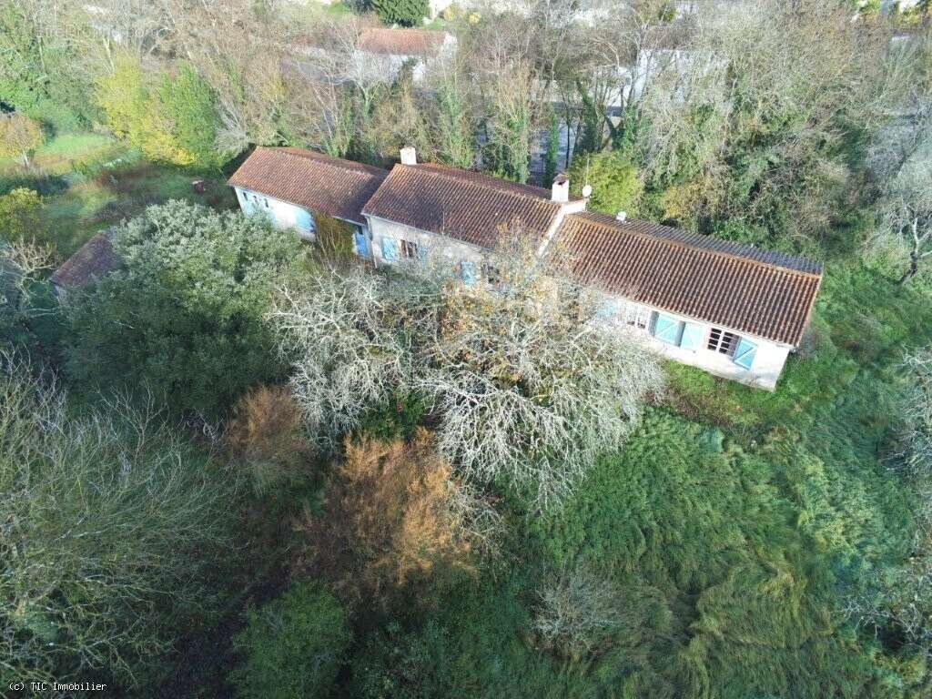 Maison à VERTEUIL-SUR-CHARENTE