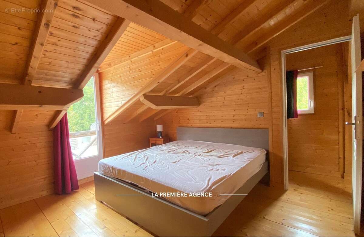 Maison à JOUX