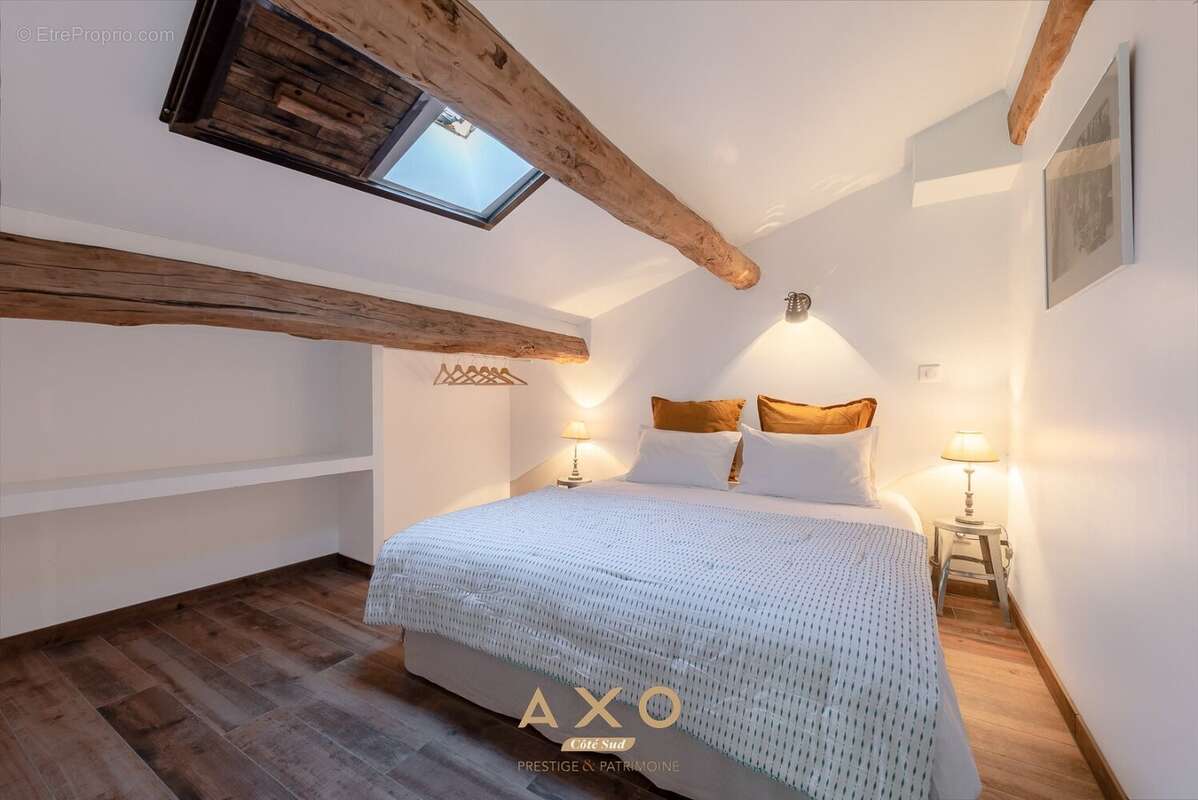 Maison à MOUSTIERS-SAINTE-MARIE