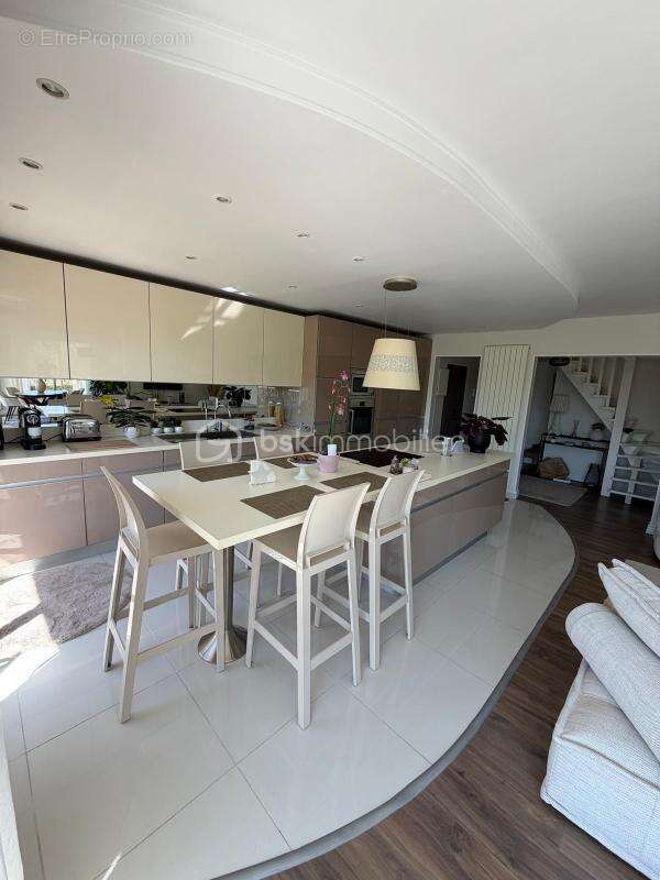 Appartement à YERRES