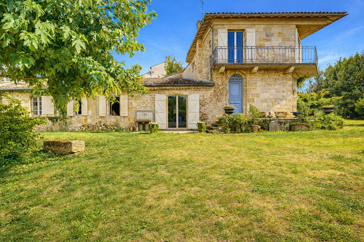 Maison à QUINSAC