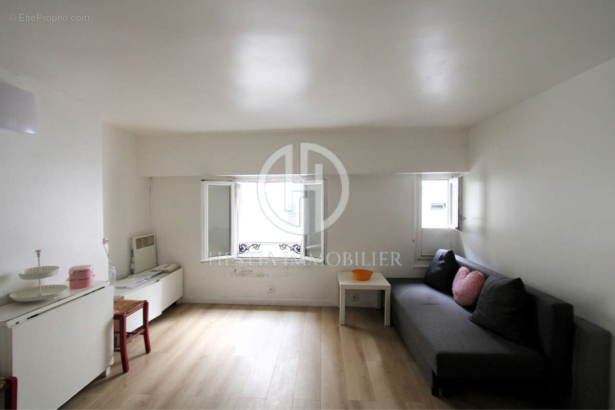Appartement à PARIS-9E