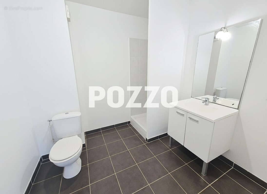 Appartement à FLEURY-SUR-ORNE