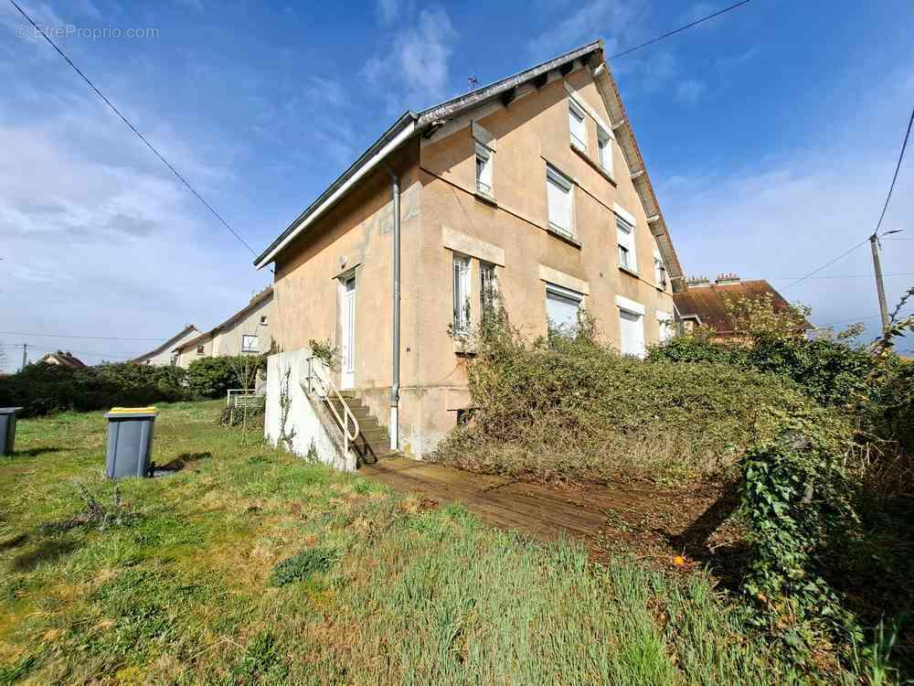 Maison à CIRY-LE-NOBLE