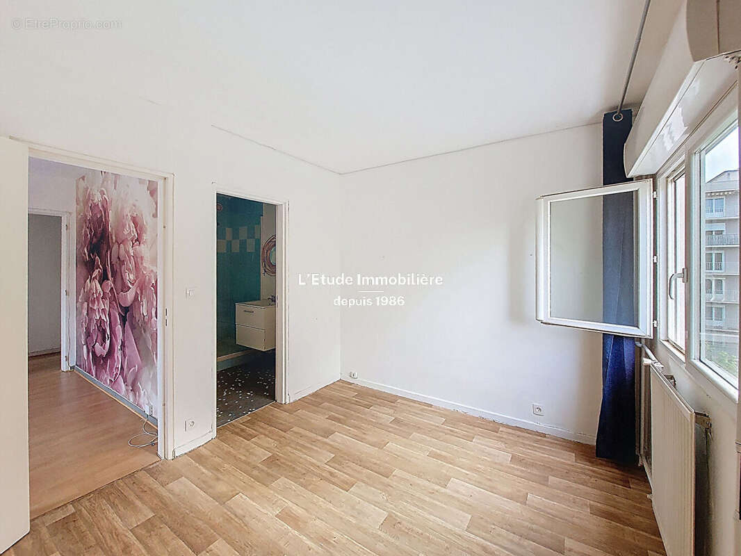 Appartement à RILLIEUX-LA-PAPE