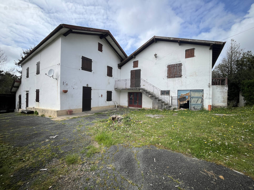 Maison à MOUGUERRE