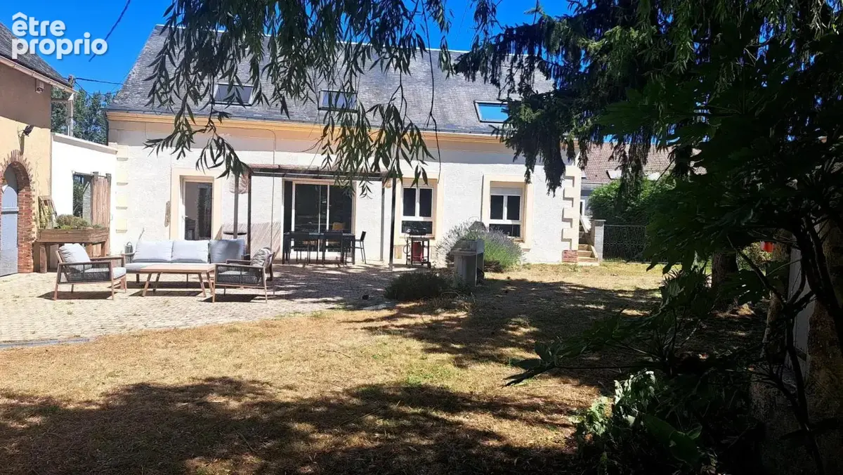 Longère avec grandes dépendances - photo 8