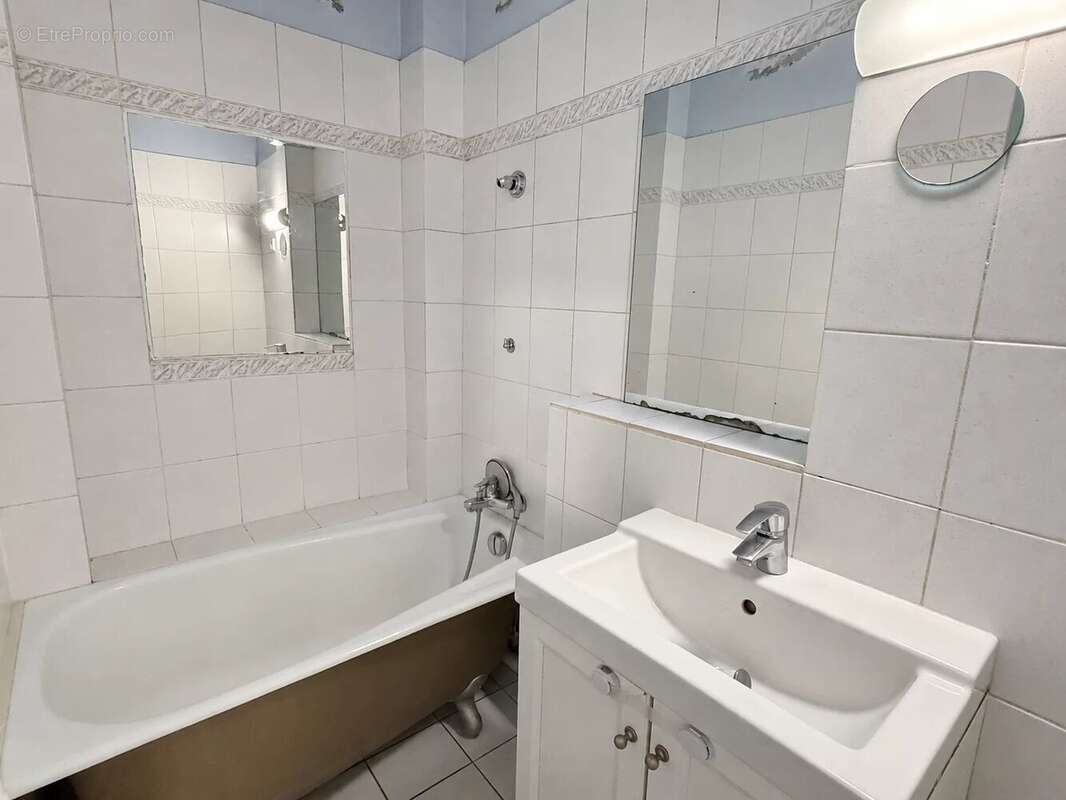 Appartement à PARIS-19E